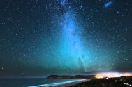 milky-way-over-robberg-time-lapse-video