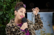 YouTube sensation Suzelle DIY shared some of her quirky yet helpful household hacks with Plett Food and Film Festival guest at the White House Theatre on July 12, 2016. One of her tips was creating a sparkling centre piece with an empty bottle and some gold spray paint. Photo: Ewald Stander