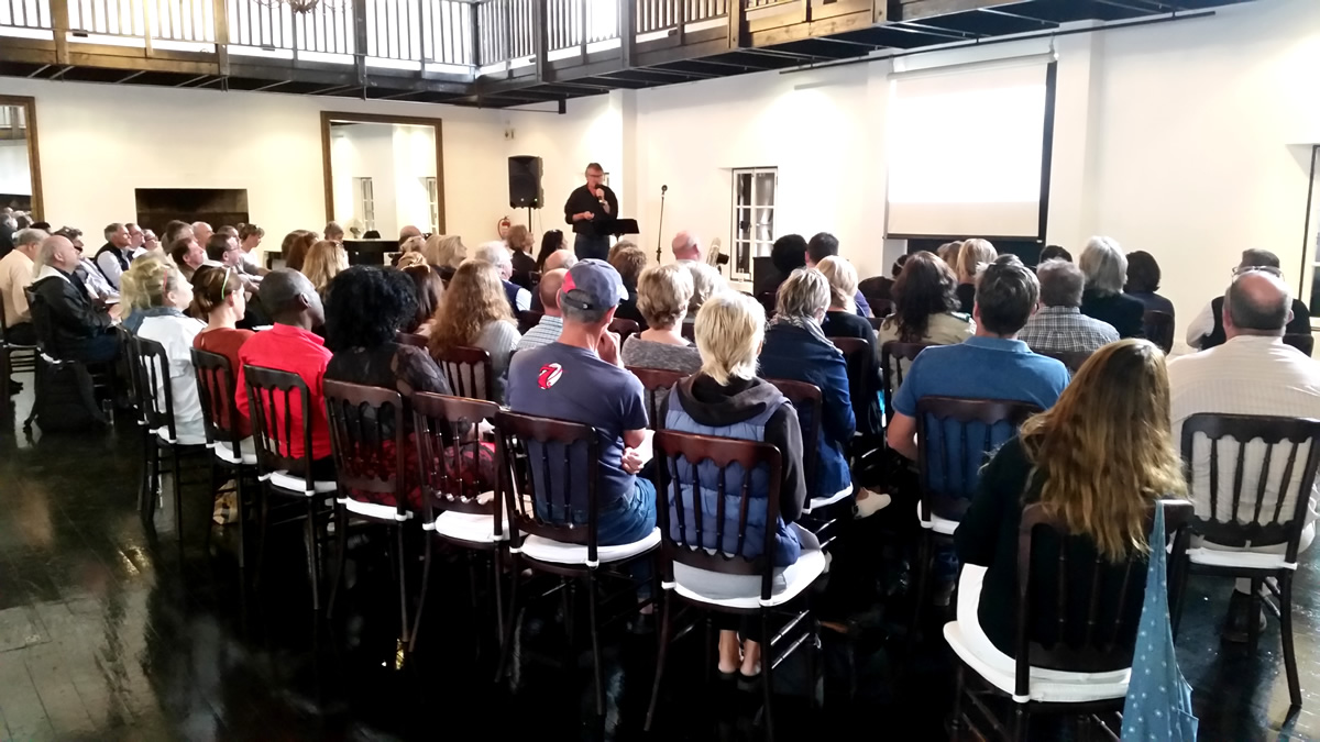 Attendees at the 2016 Plett Tourism AGM, presented by Peter Wallington (Chairman).