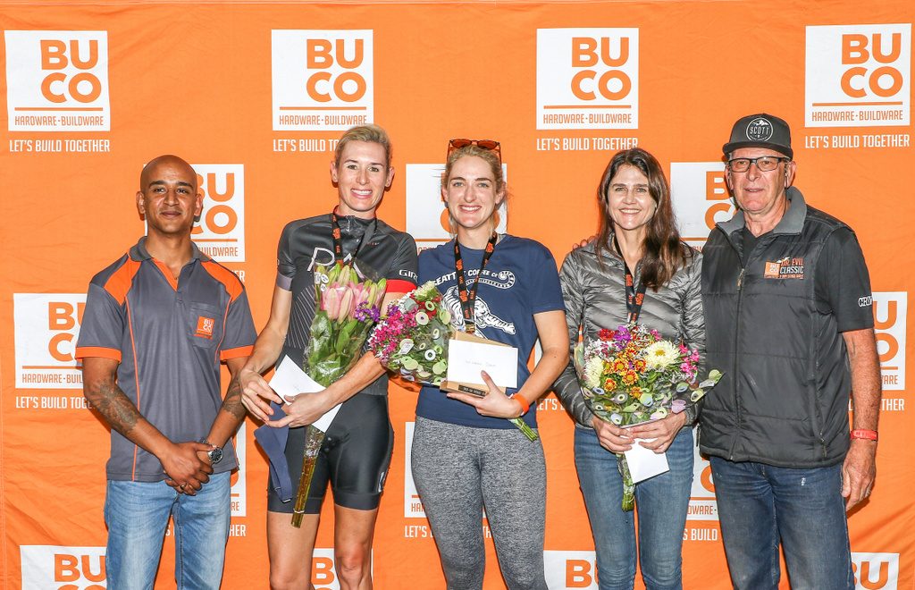 The final solo women’s podium at the BUCO Dr Evil Classic was featured Nicky Giliomee (centre), Nikki Biesheuvel (second from left) and Louise Ferreira (second from right). Photo by Oakpics.com.