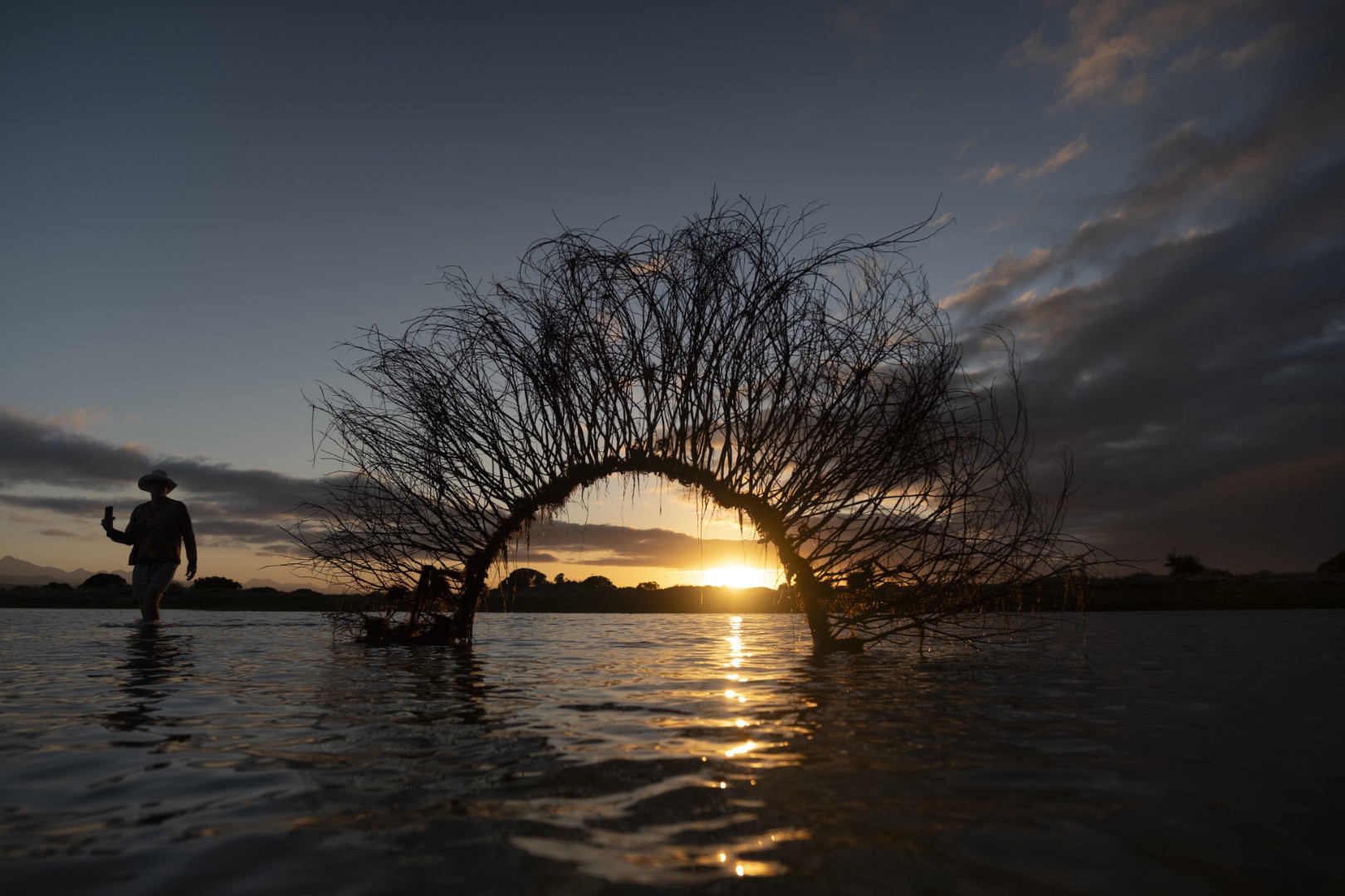 Plett Art Residency Land Art Artist - Derek Saul. Photo Daron Chatz