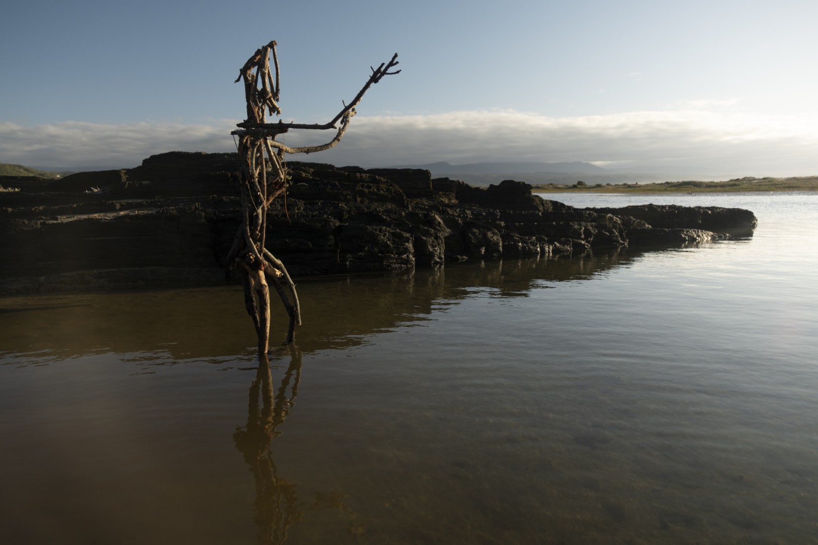 Plett Art Residency Land Art Artist Erin Smith. Photo Daron Chatz